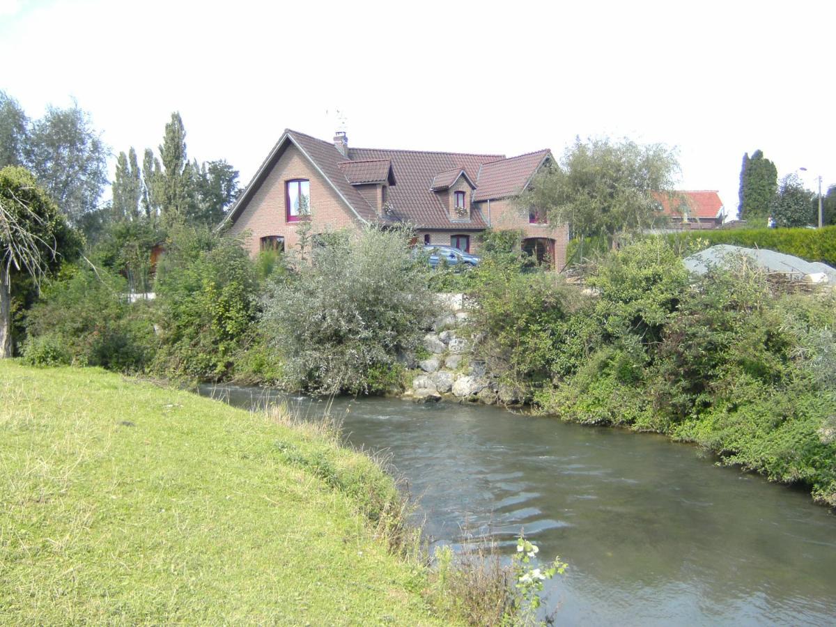 SaulzoirAu Fil De L'Eau住宿加早餐旅馆 外观 照片